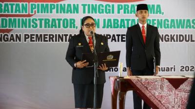 Bupati Gunungkidul Lantik 110 Pejabat Baru: Tegaskan Pelayanan Publik Tanpa KKN dan Dorong Adaptasi Teknologi